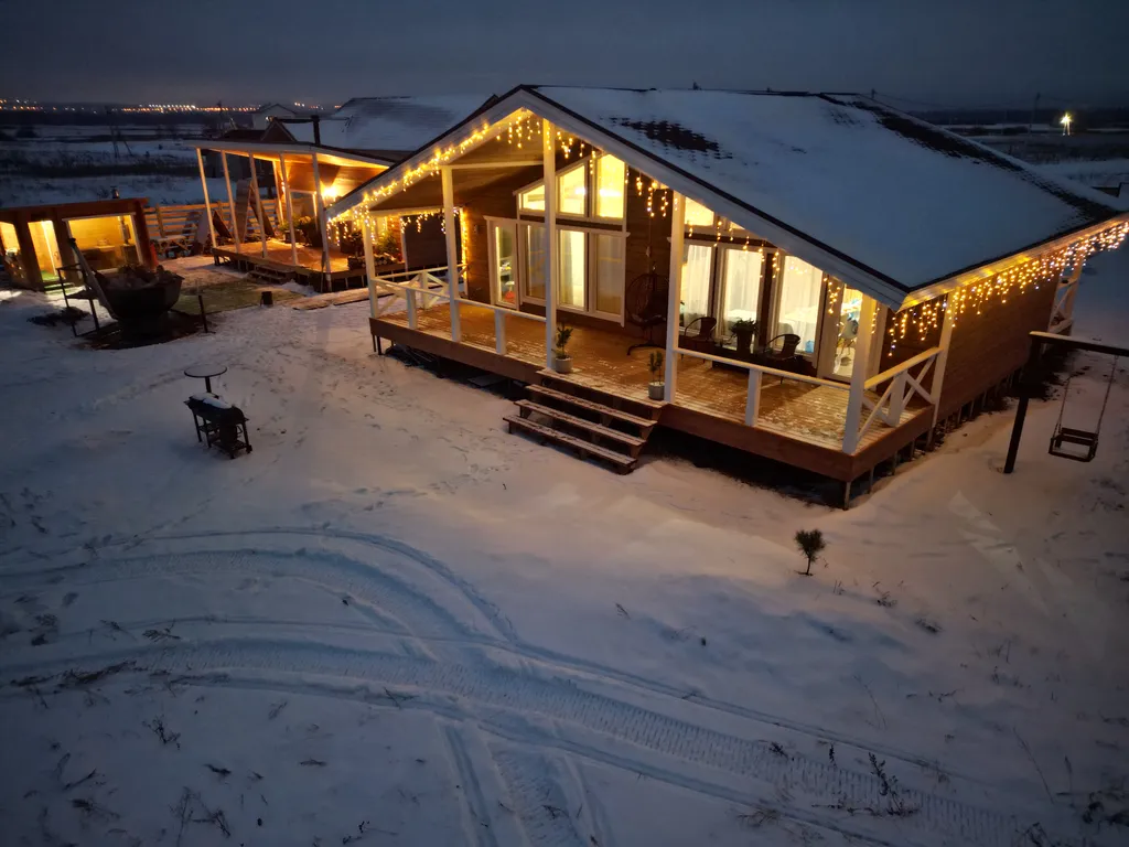 Дом и баня с чаном с видом на озеро