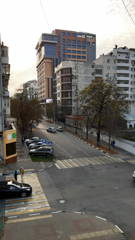 Просторная квартира в центре у моря