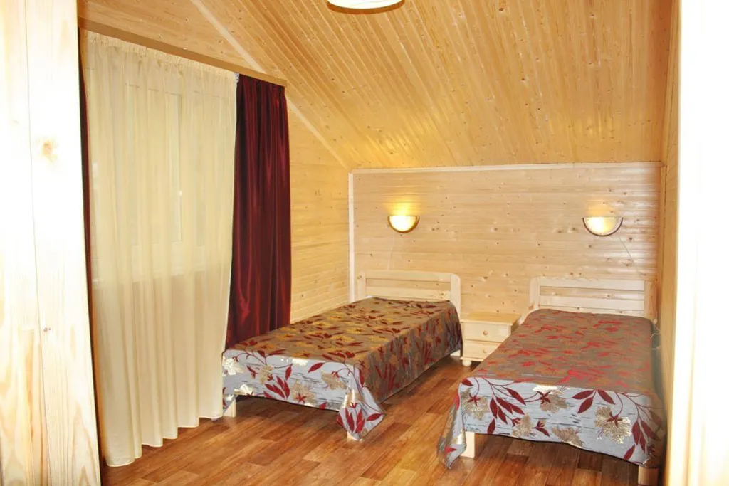 4-комнатный Дом