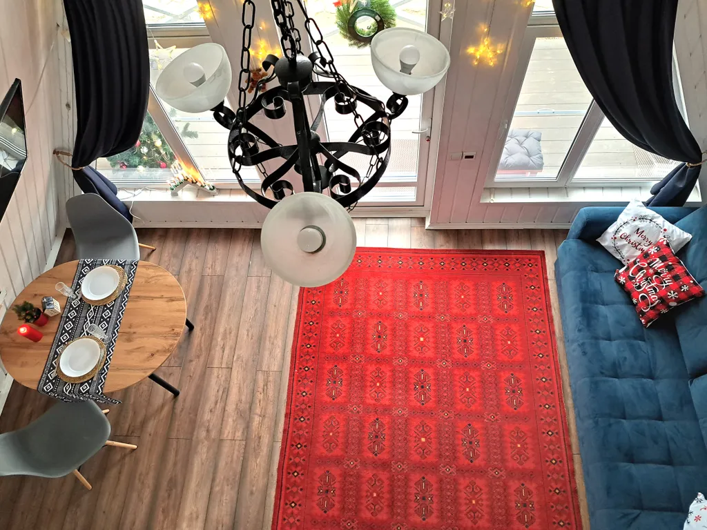 Домик у реки