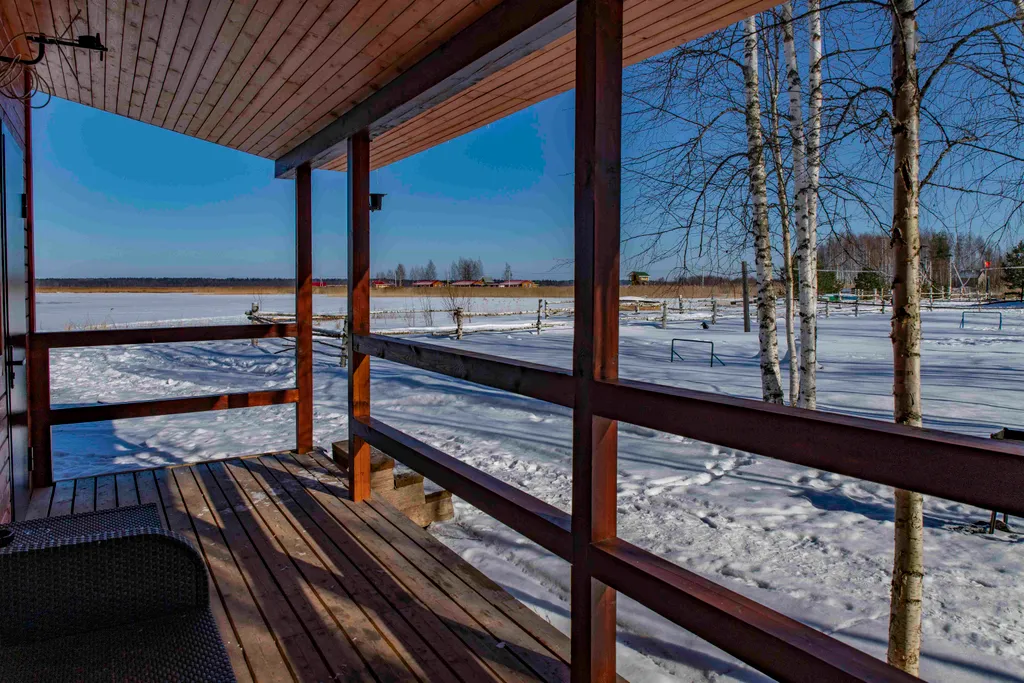 Уютная лофт студия на берегу озера Селигер