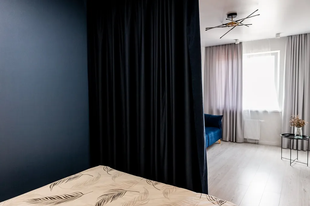 Квартира студия с видом на город.