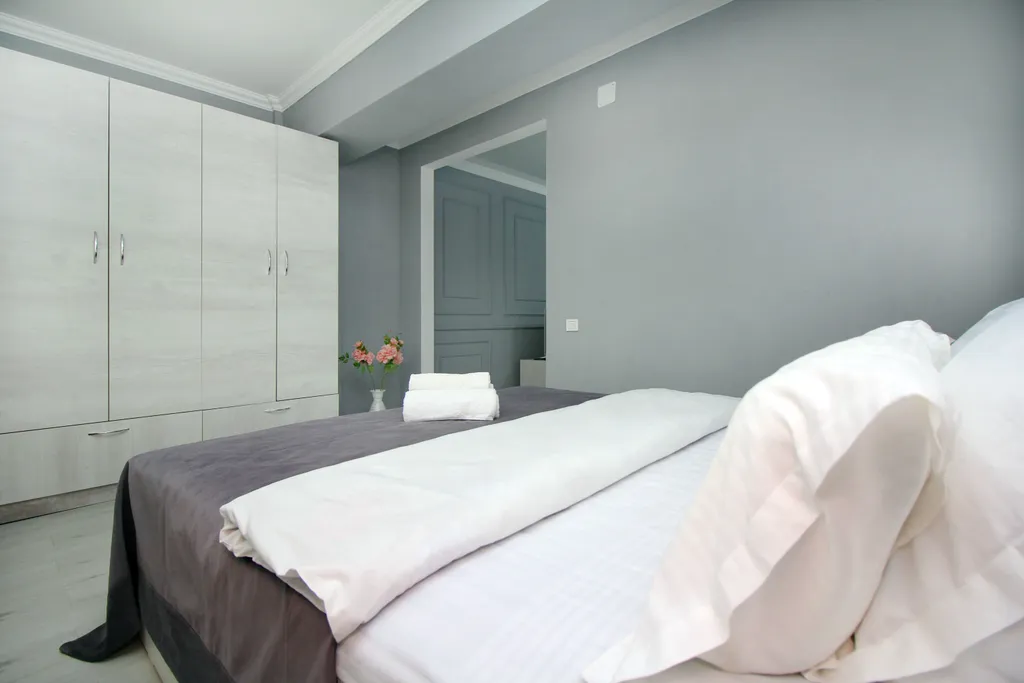 Квартира Просторный апартамент в Молодежном — Алматы