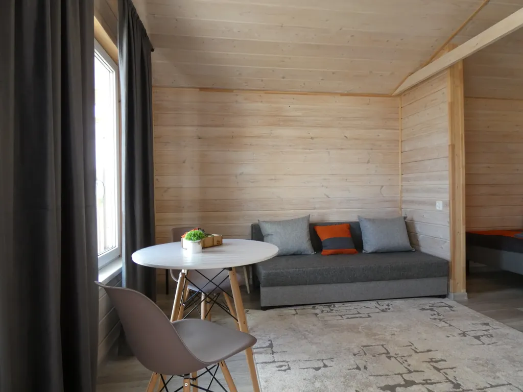 Уютный четырёхместный Домик с отдельными кроватями