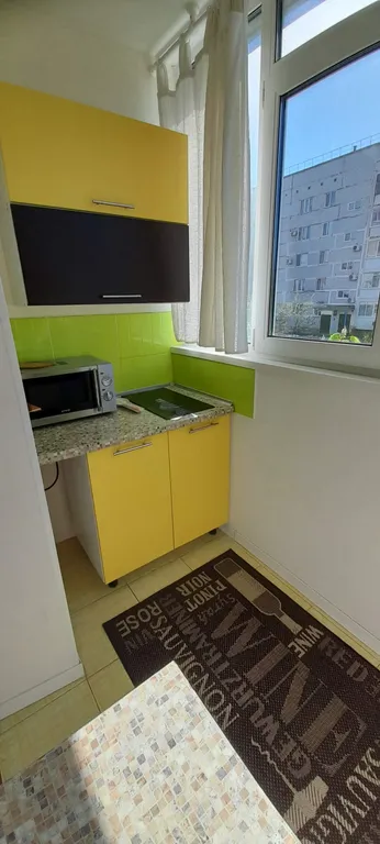 Большая, светла квартира, в тихом районе