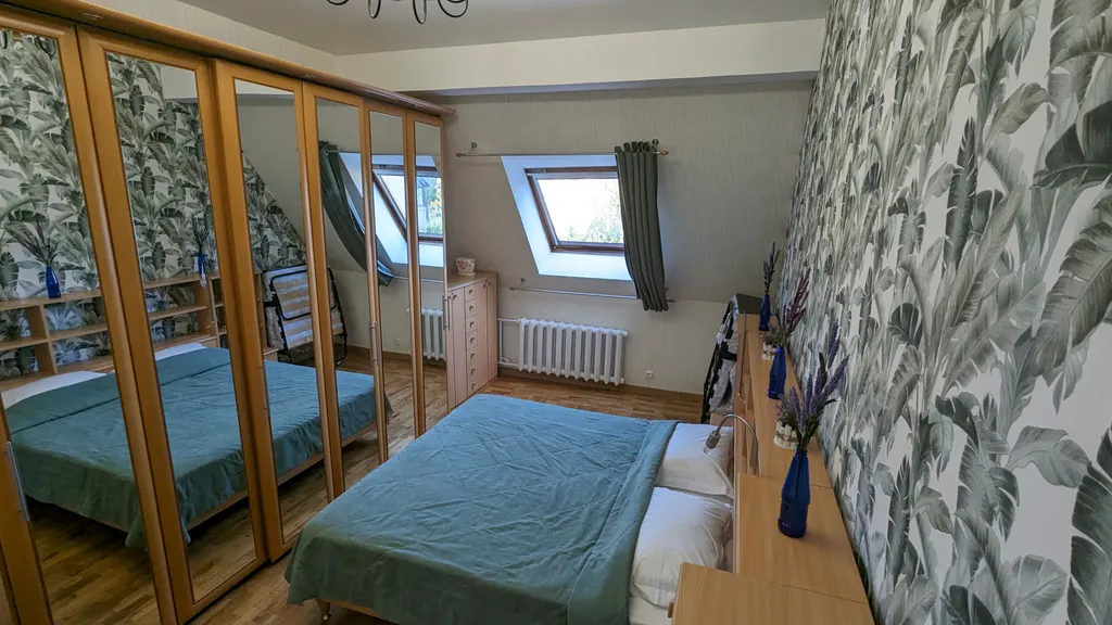 Уютная квартира в центре с мансардой