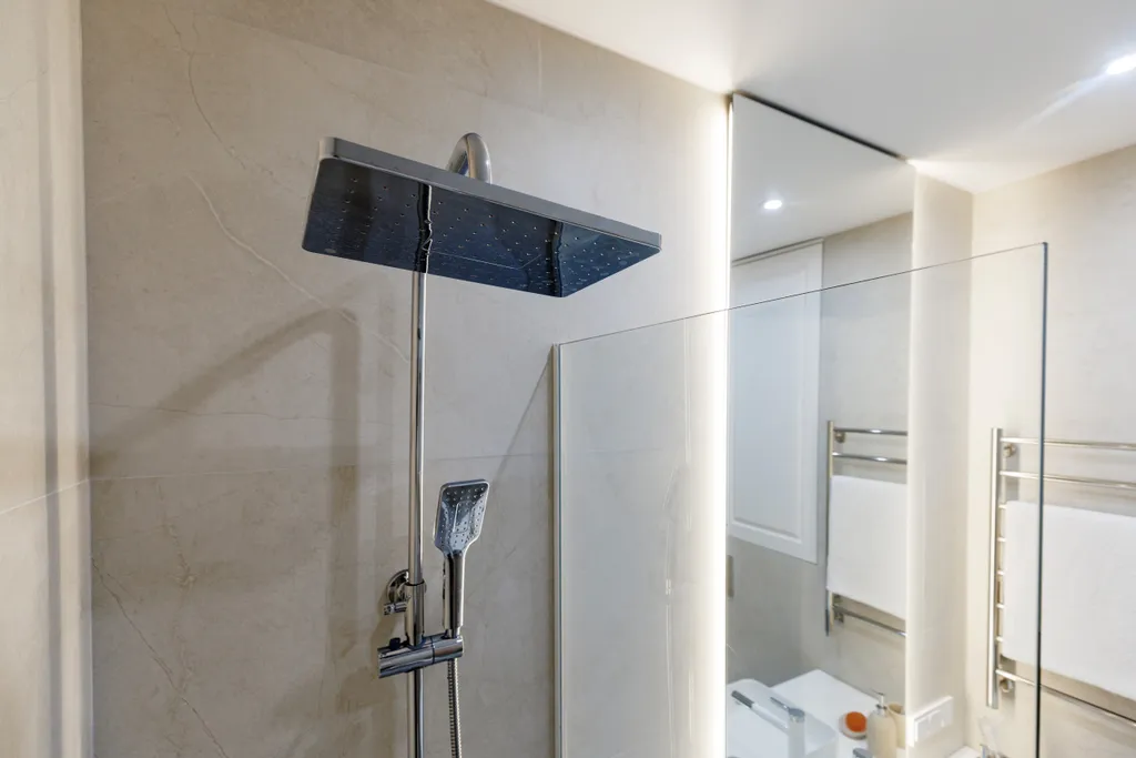 Квартира Дизайнерская квартира с камином и фитобочкой — Екатеринбург