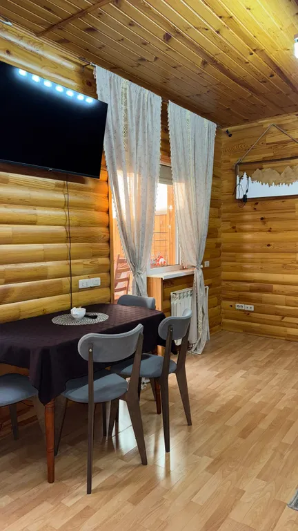 Уютный таунхаус на Банном рядом с озером и ГЛЦ с сауной