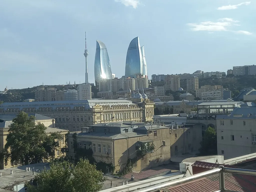 Квартира с видом на море и Пламенные Башни