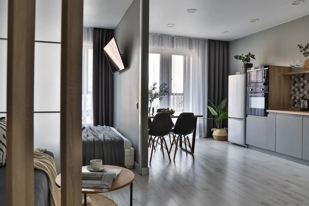 Квартира возле 130 квартала с панорамным балконом