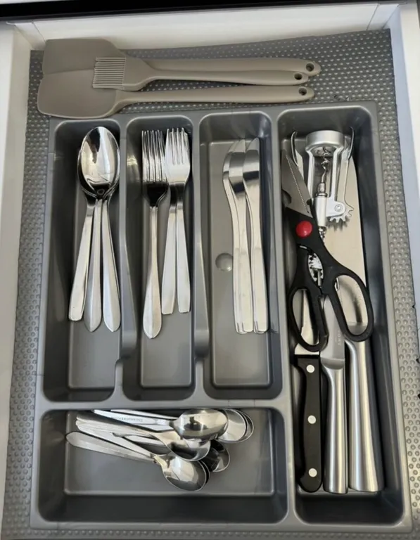 Большая, светлая трёхкомнатная квартира