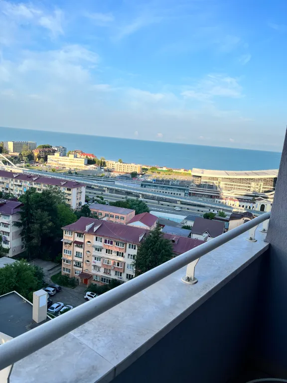 Квартира Новая просторная квартира в 15 минутах от пляжа! — Адлер