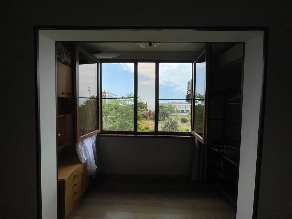 Квартира Уютная однокомнатная квартира в центре города, с видом на море — Гагра