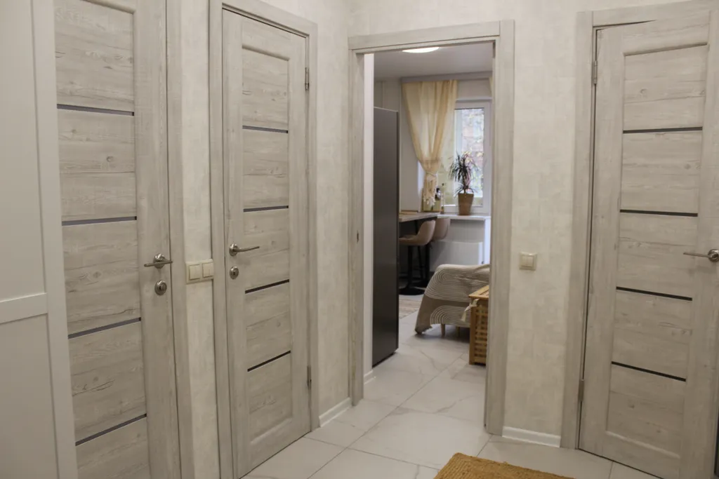 Апартамент Сканди с балконом и отдельной спальней