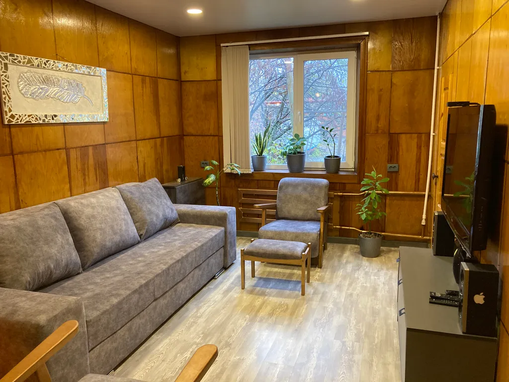 Чудесный дом на берегу реки