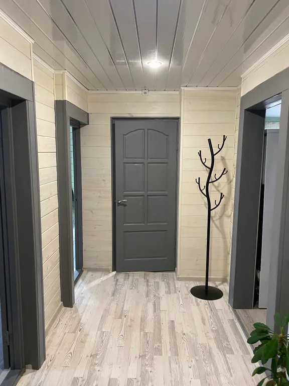 Загородный дом с 5 комнатами, зоной барбекю и баней