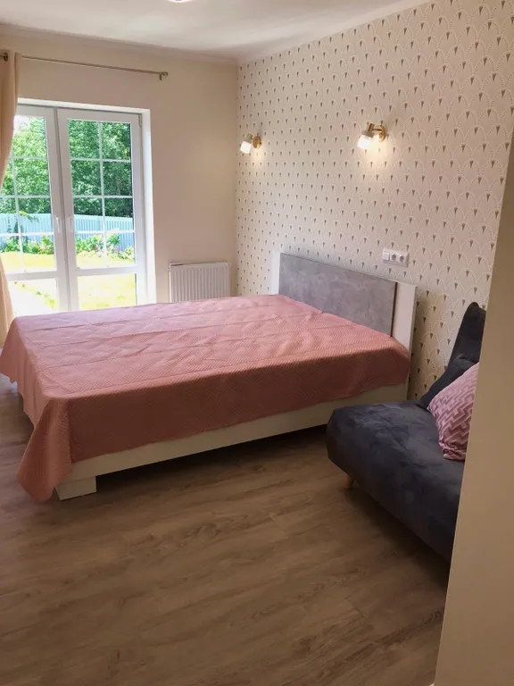 Трехместный номер рядом с морем