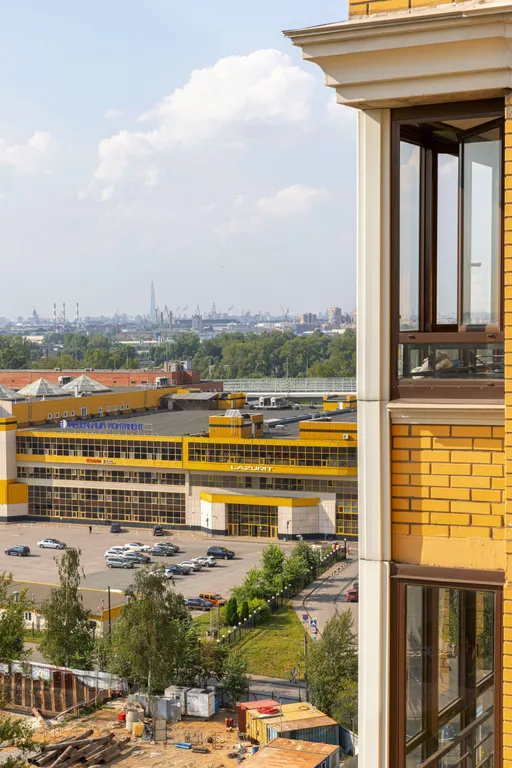 Духкомнатная квартира рядом с метро Электросила