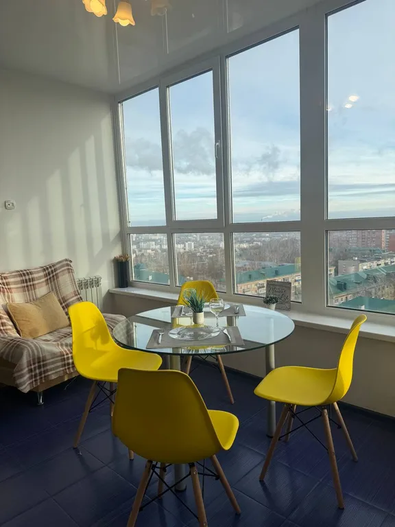 Студия с потрясающим видом на город