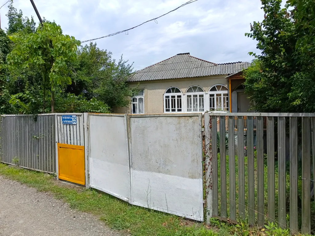 Дом в тихом месте г. Сухум