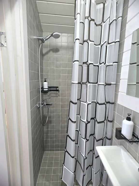 Дом Романтичный на заливе реки Нерль с видом на лес, 2 человека