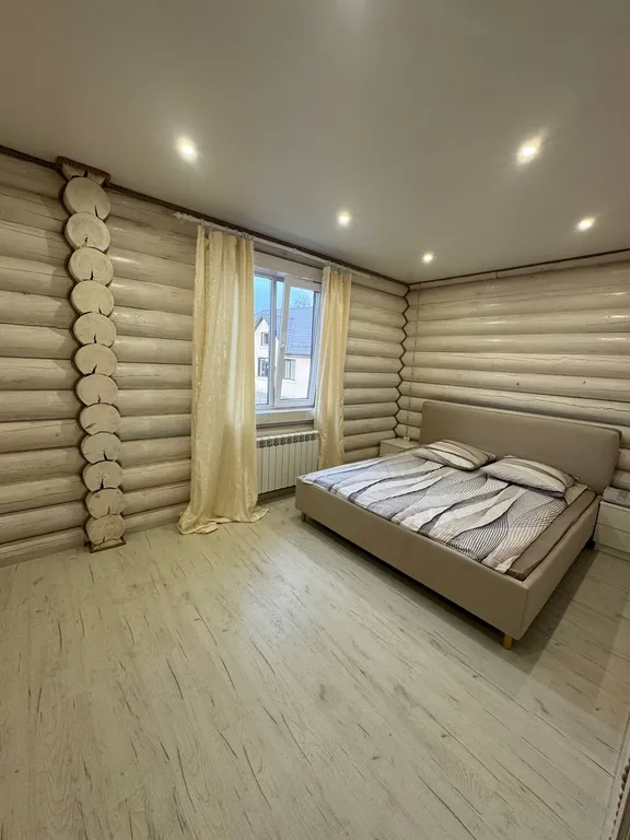 Деревянный дом с баней