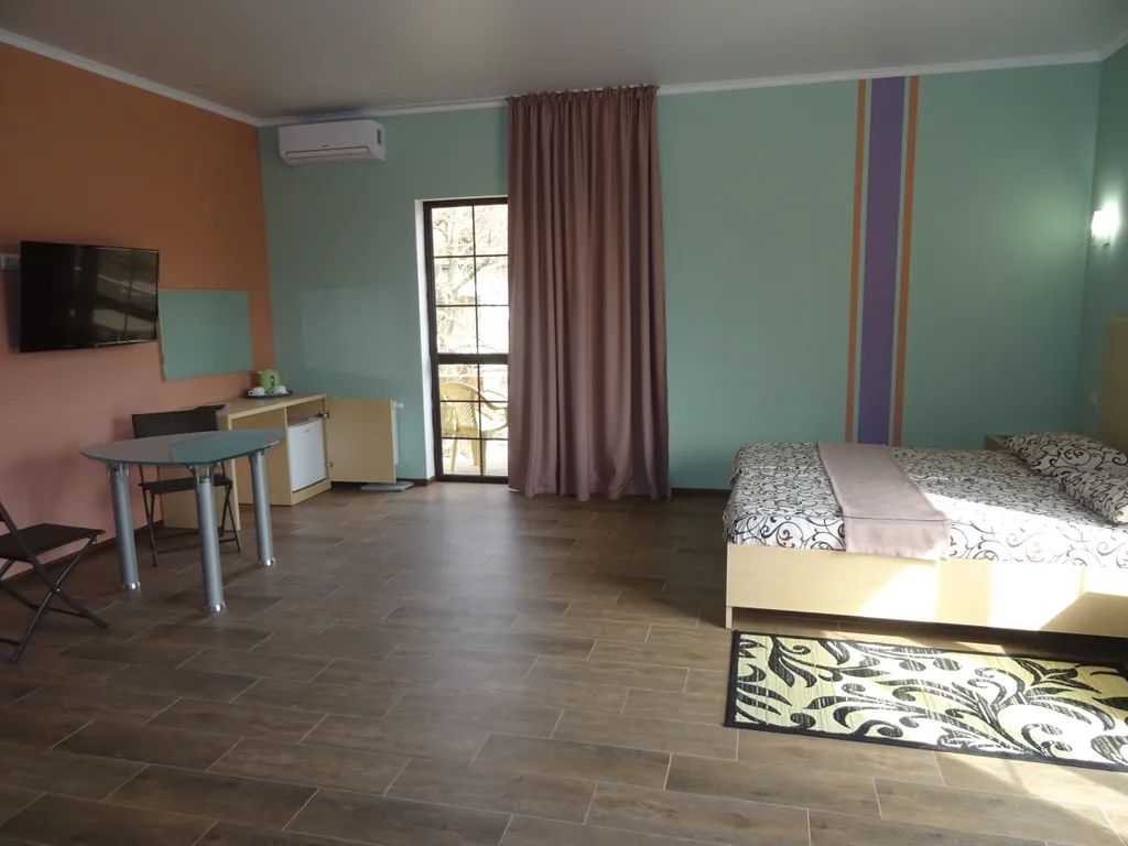 Квартира Люкс для 4х человек с балконом — аренда посуточно в Сочи