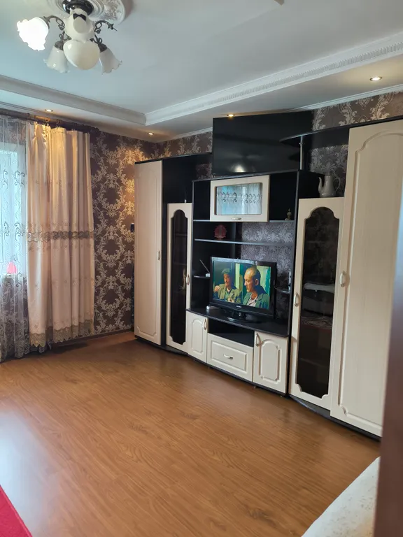 Дом рядом с аэропортом