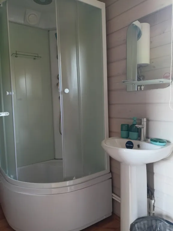 Двухкомнатный четырехместный гостевой дом с видом на горы №7