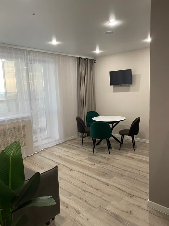 Квартира Апартамент с панорамным видом на город — аренда посуточно в Омск