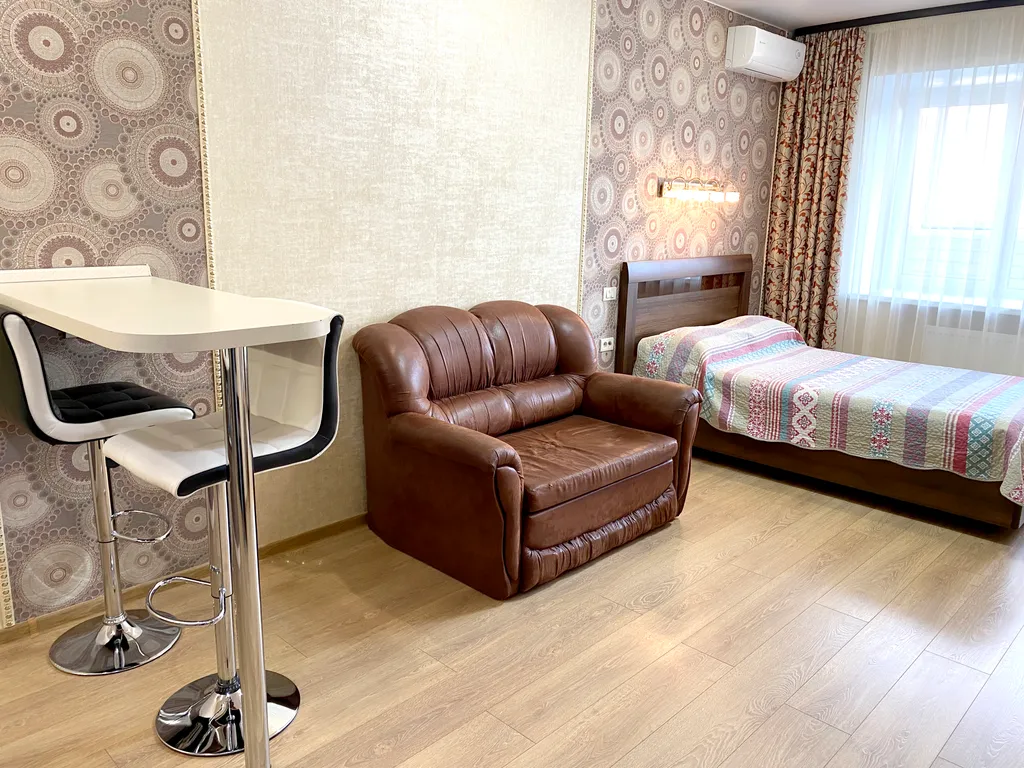 Новый дом, элитный район с набережной