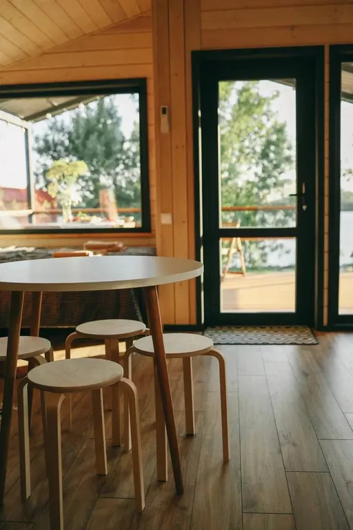 Дача Демьяна на берегу Волги