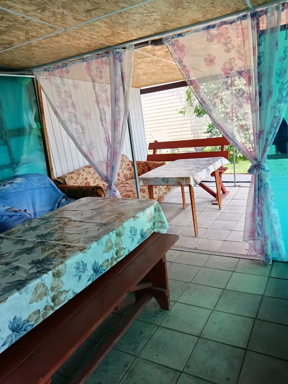 Комната в гостевом доме на 3 человек в 800 метров от озера