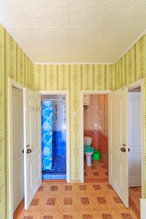 Апартаменты для семьи из 5 человек, кухня, санузел внутри, кондиционер