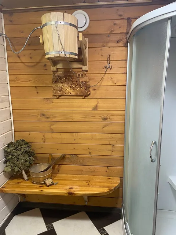 Деревянный домик с русской банькой в Большой Царевщине