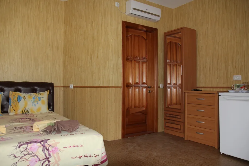 Квартира Комната — аренда посуточно в Морское