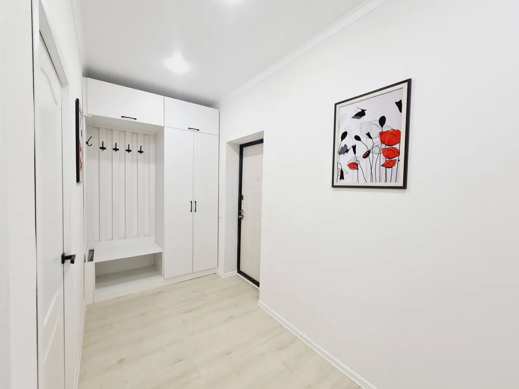 Квартира находится в центре в жилом комплексе атлант