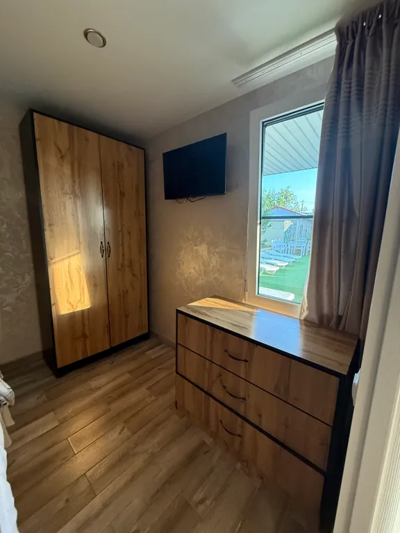 Дом с бассейном