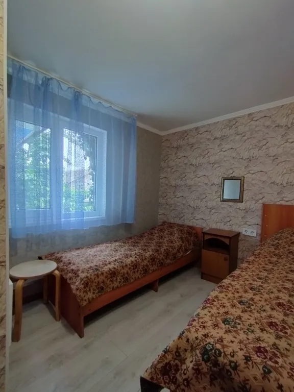 Квартира Квартира Трёх местный Люкс,в гостевом доме "До,ре,ми" — Витязево