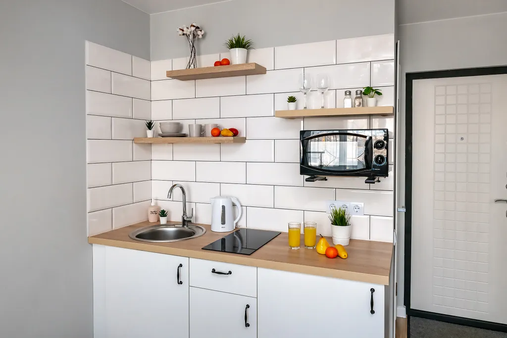 Современная студия с видом на бухту Золотой рог