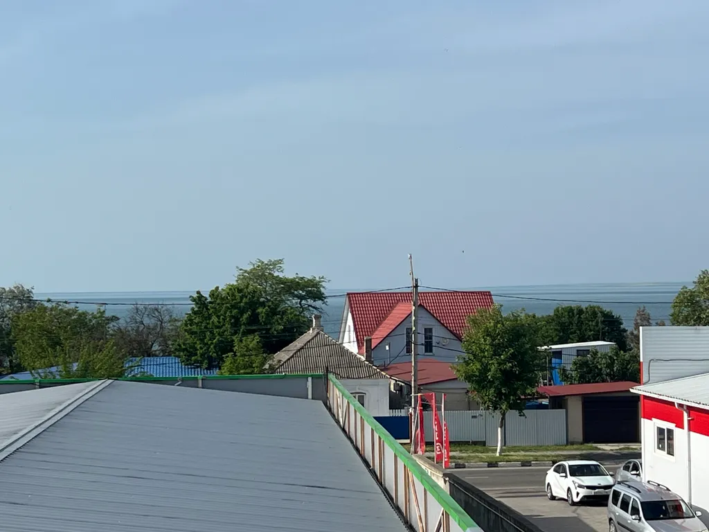 Большая евродвушка с видом на море