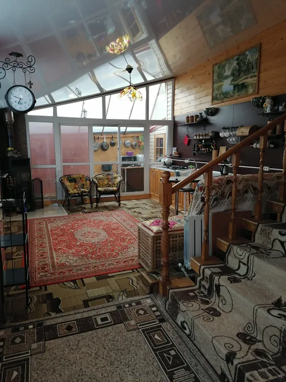 Уютный дом с камином на берегу горной речки, со всеми удобствами