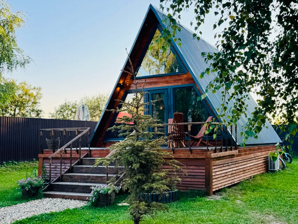 Коттедж Уютный A-frame дом — аренда посуточно в Железнодорожный