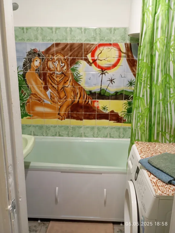 Центр - квартира. Горы, море, крепость