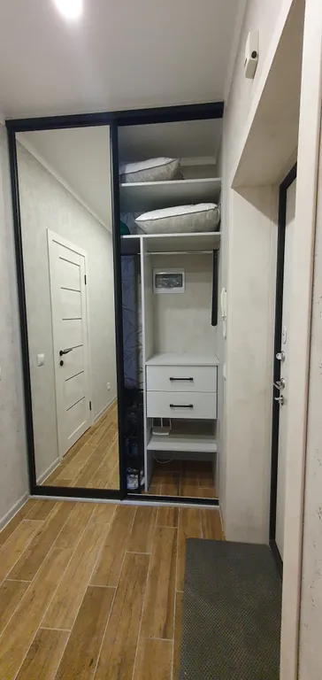 Квартира 1 комнатная квартира с террасой — Светлогорск