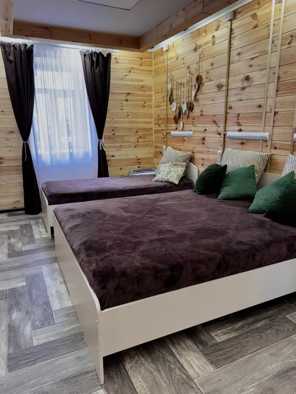 Дизайнерская квартира в деревенском доме в центре города