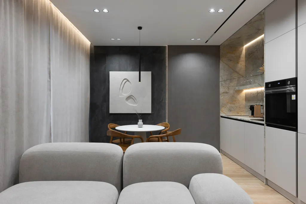 Апартаменты бизнес класса в центре города с красивым видом из окна