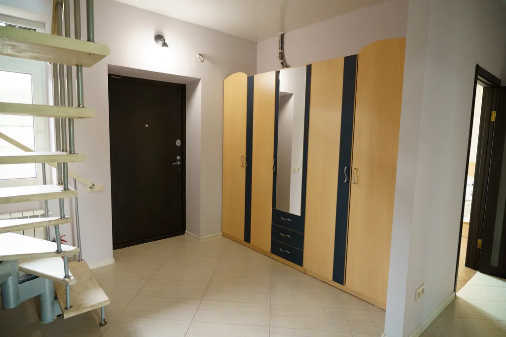 Загородный дом-шале "Pinebrook", аренда, у реки Дон. Сезонный бассейн.