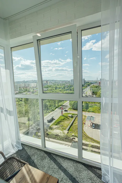 Видовая квартира ViVa MaGenta с панорамным  балконом