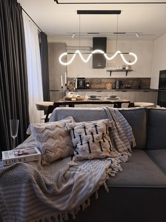 Дизайнерская квартира-студия — аренда посуточно в Можга